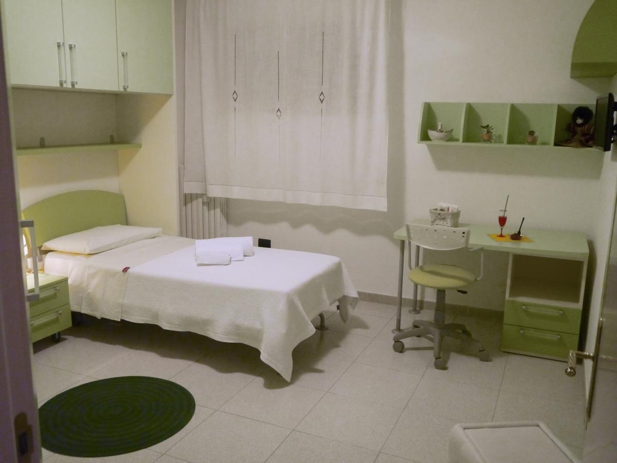 B&B Le Dive Ostra Quarto foto